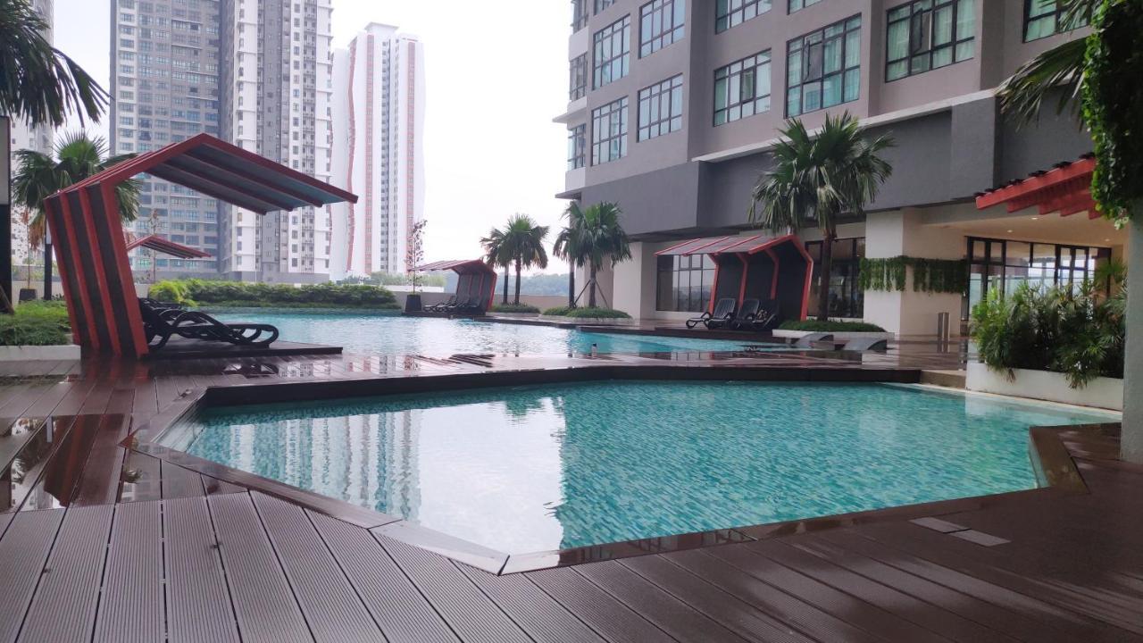 Conezion Luxury 3Br For 7Pax @Ioi Resort Putrajaya Bagian luar foto