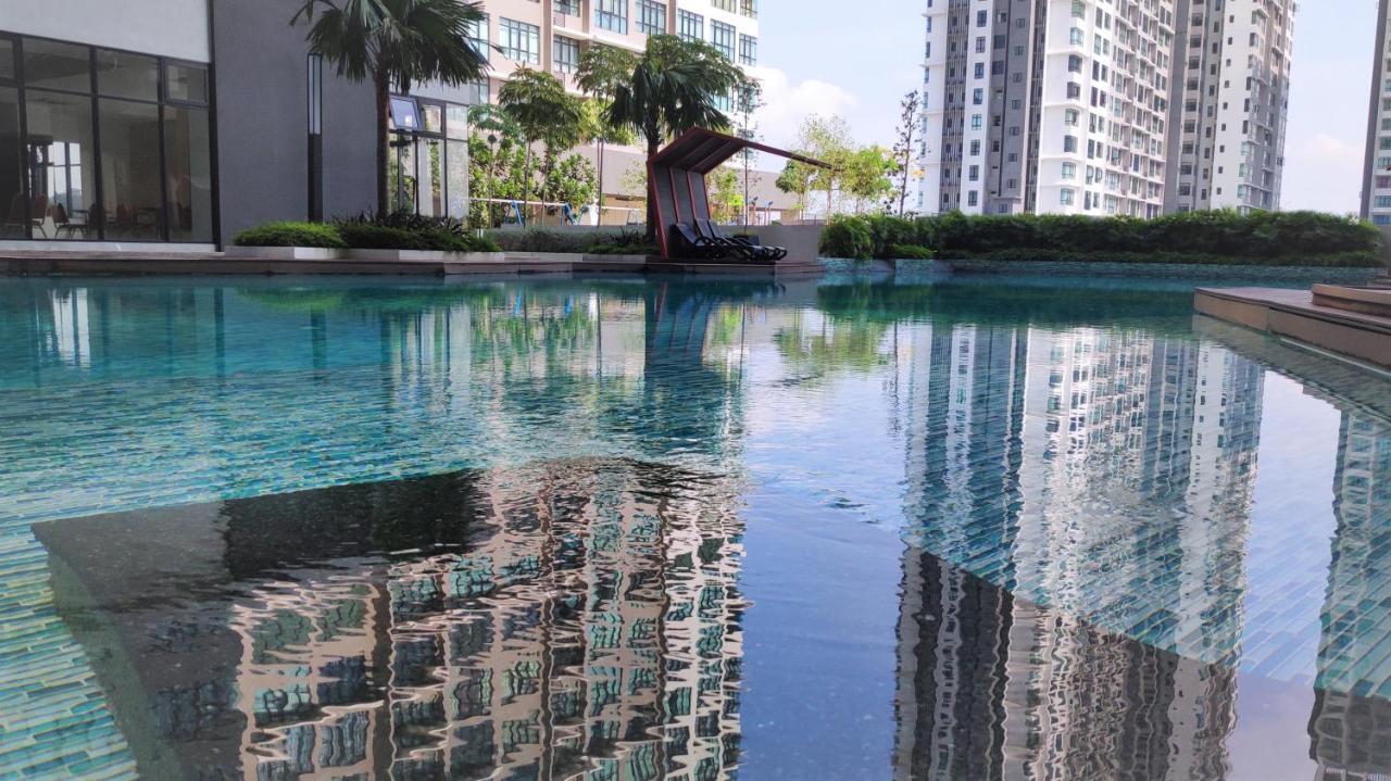 Conezion Luxury 3Br For 7Pax @Ioi Resort Putrajaya Bagian luar foto